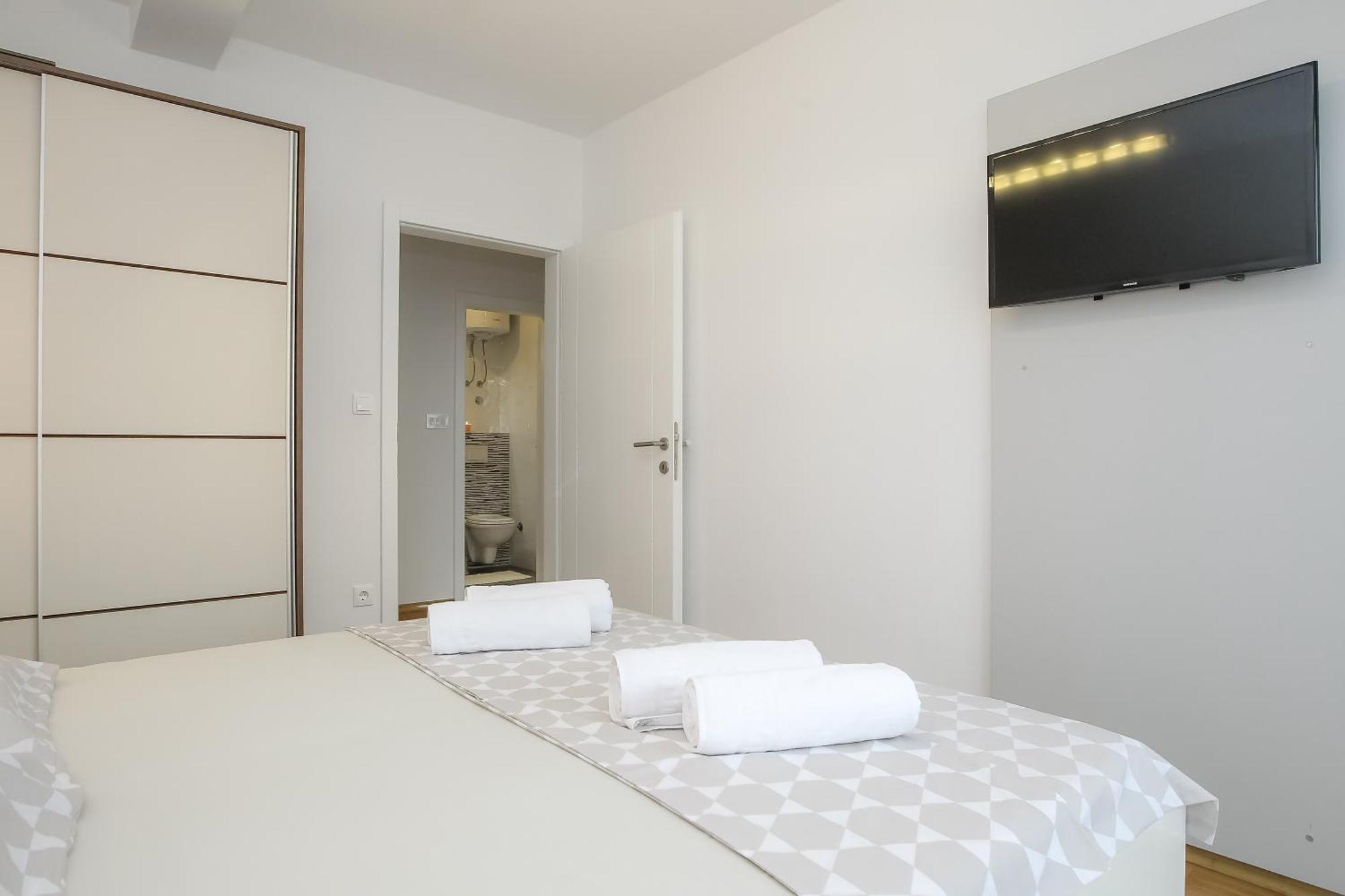 Apartments Tomana Новаля Номер фото